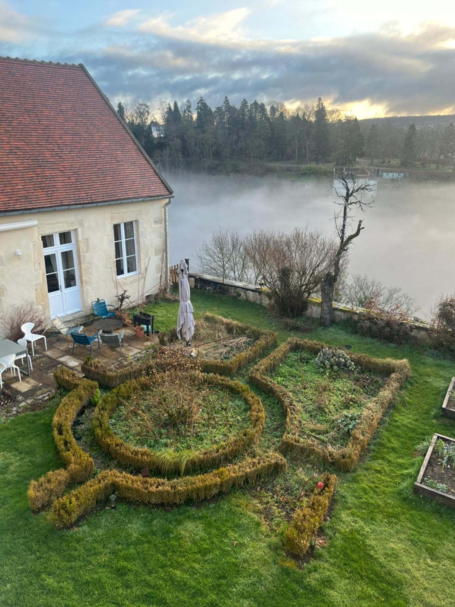 Maison De Noble Nicolas Аваллон Екстер'єр фото